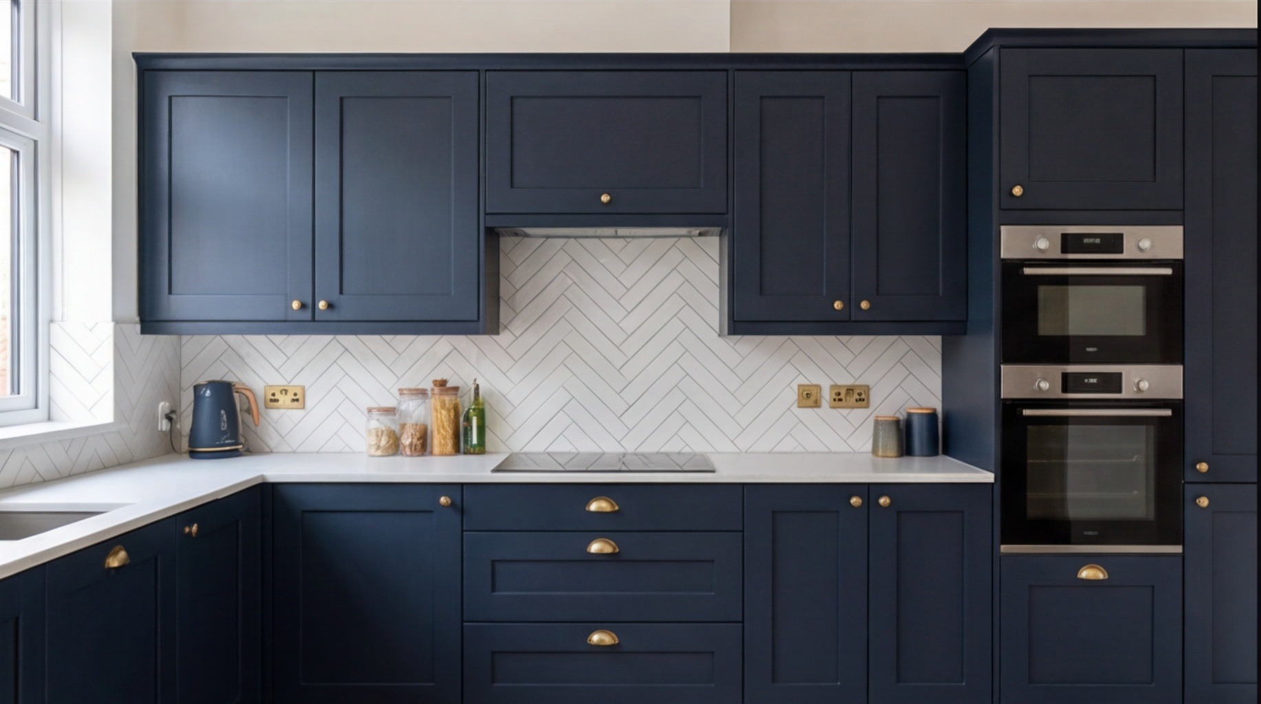 Professional kitchen fitter in Earlsdon, West Midlands – fitted kitchen installation by Install My Kitchen