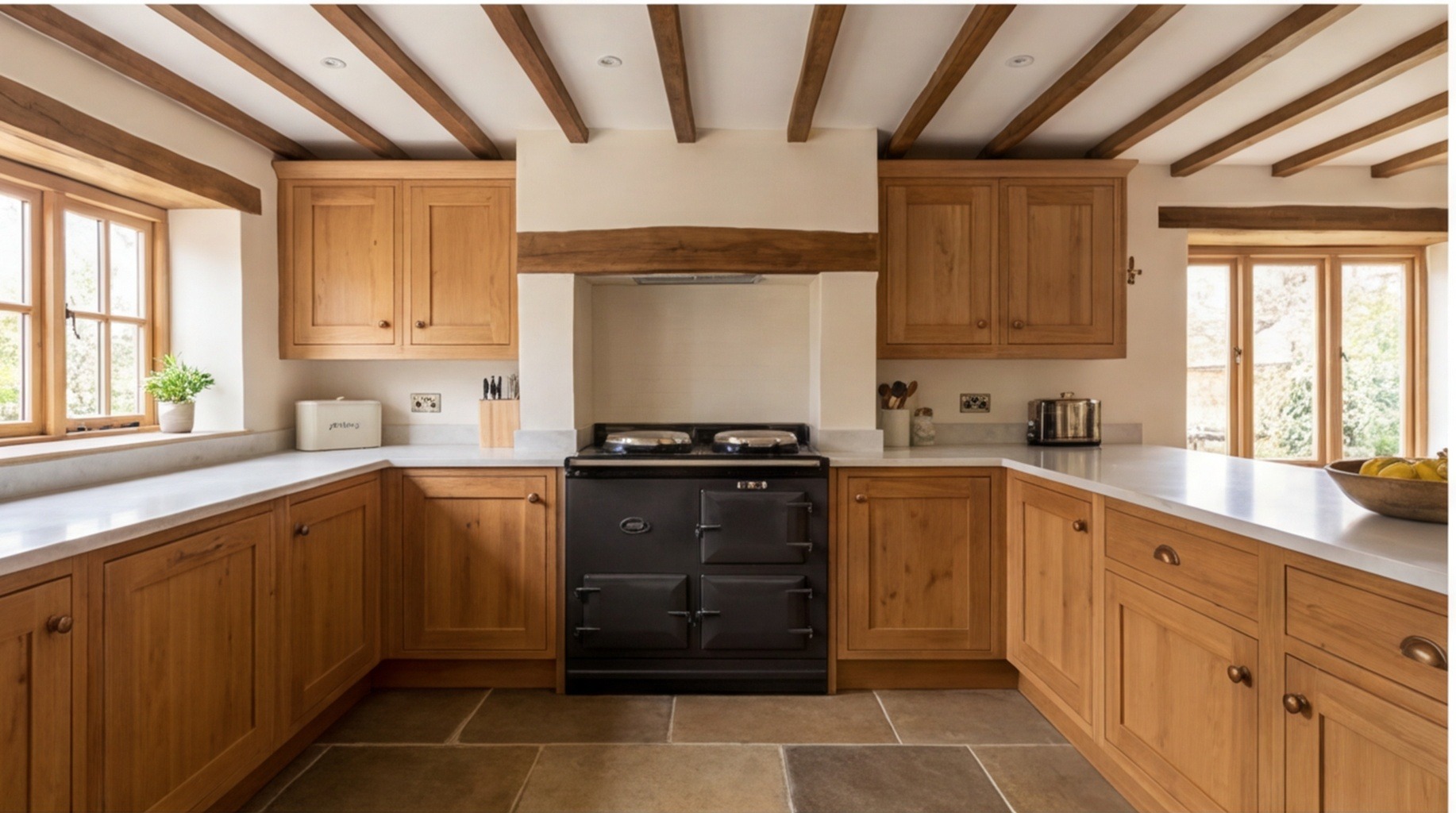 Howdens Joinery kitchen installation in Stratford-upon-Avon – expert Howdens Joinery kitchen fitters Warwickshire