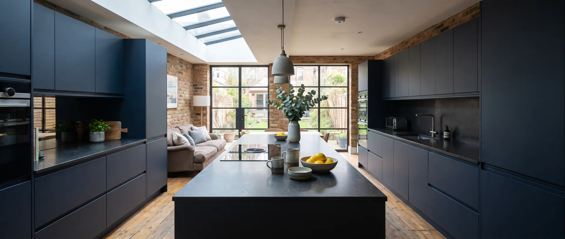 Handleless style kitchen installation