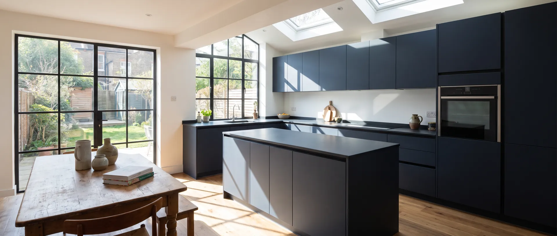 Handleless style kitchen installation