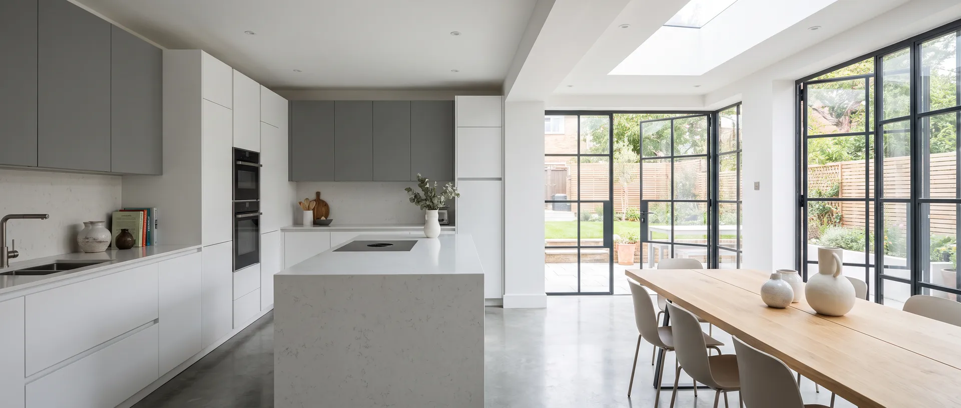Modern style kitchen installation