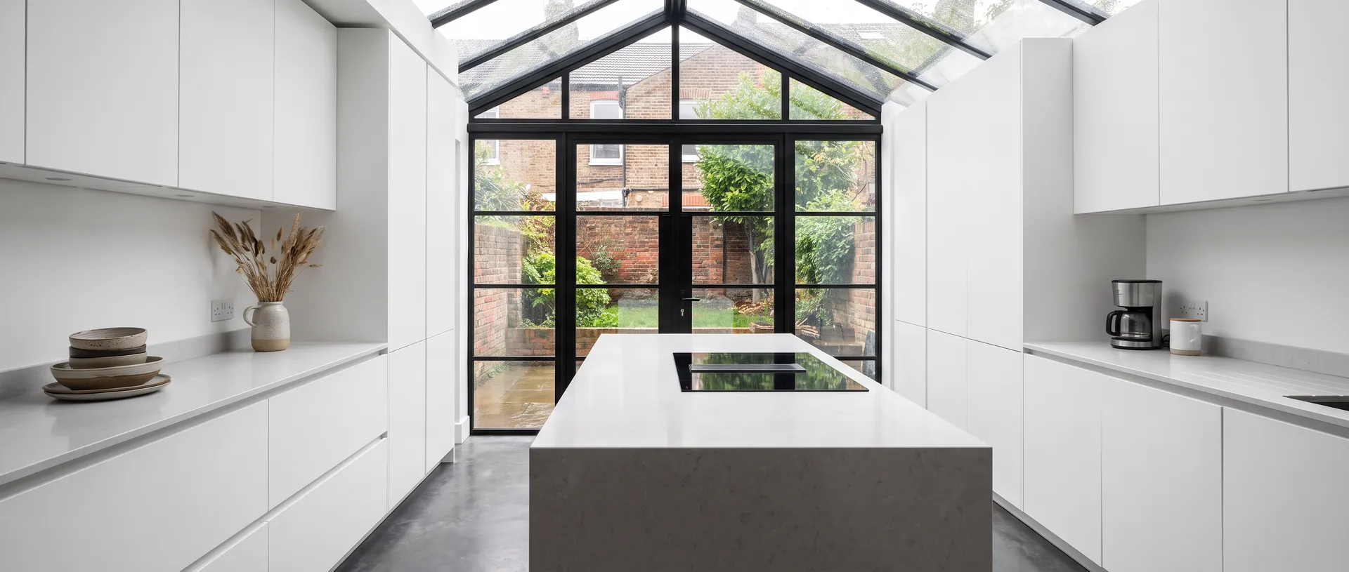 Modern style kitchen installation