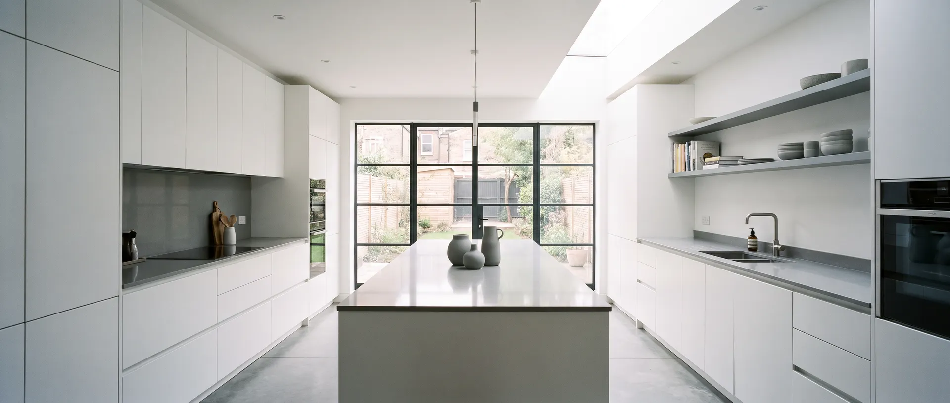 Modern style kitchen installation
