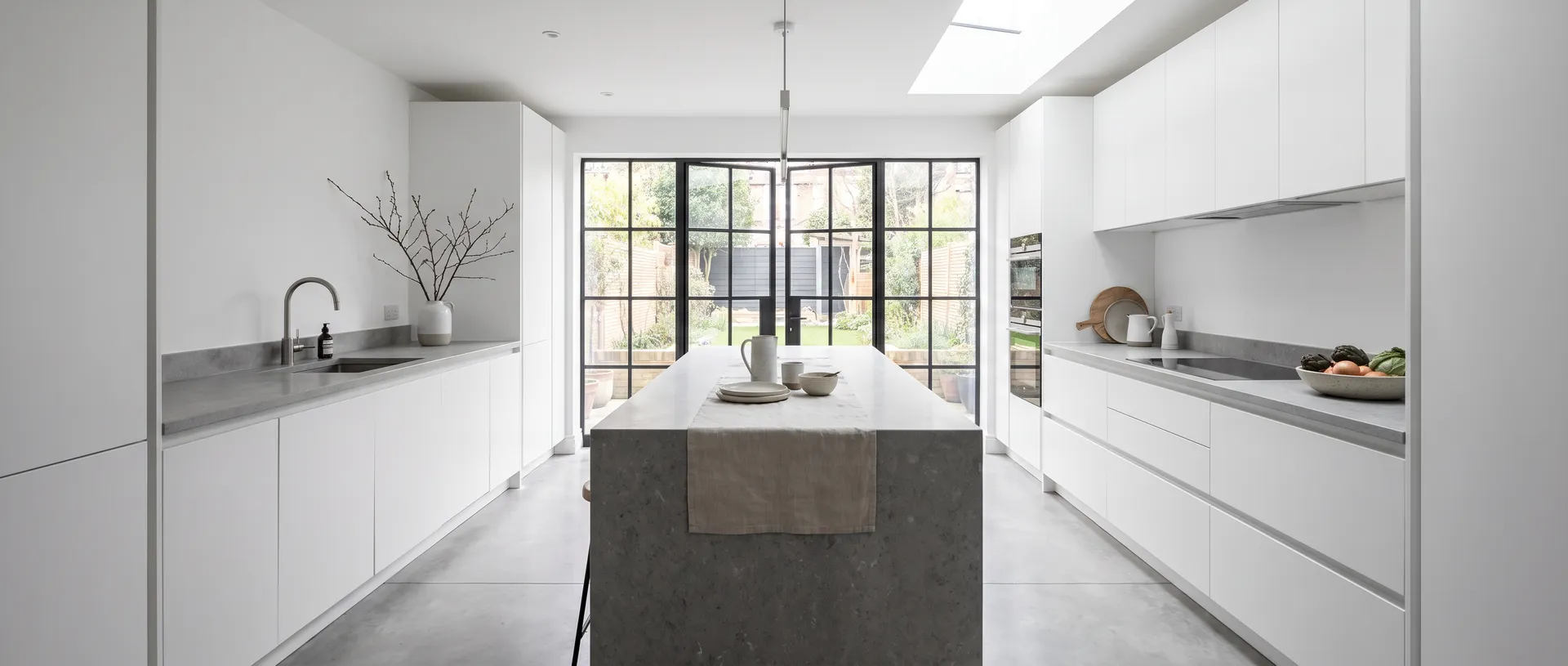 Modern style kitchen installation