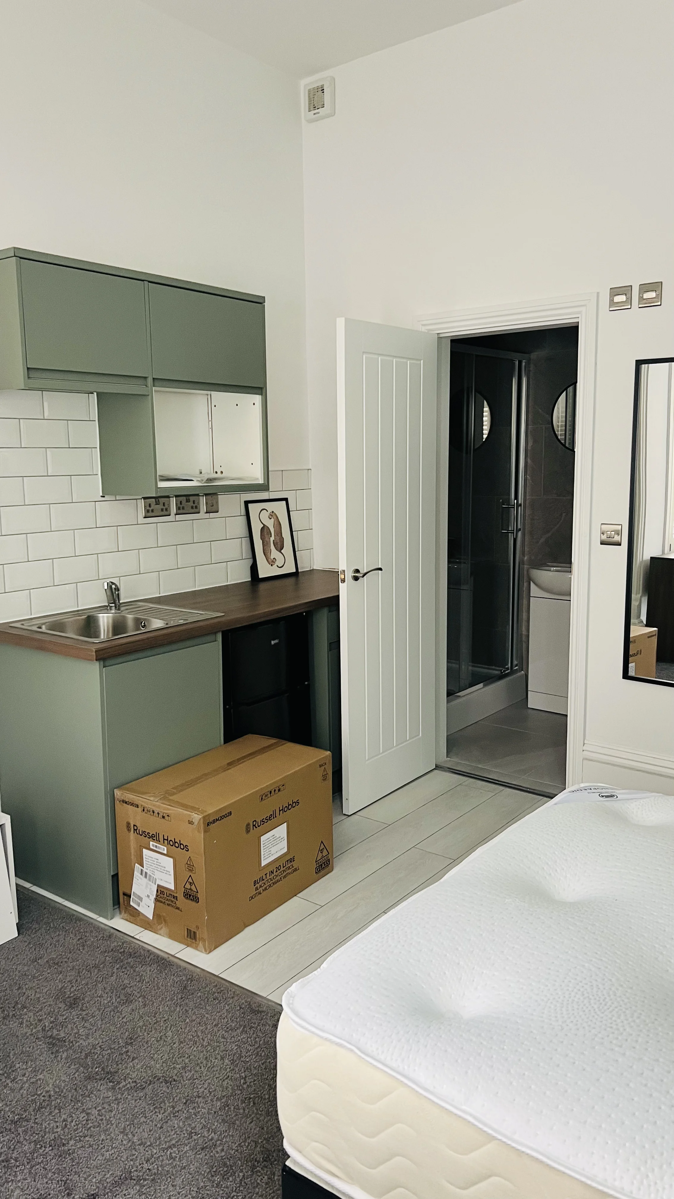 Open plan Wren kitchen layout, Kenilworth